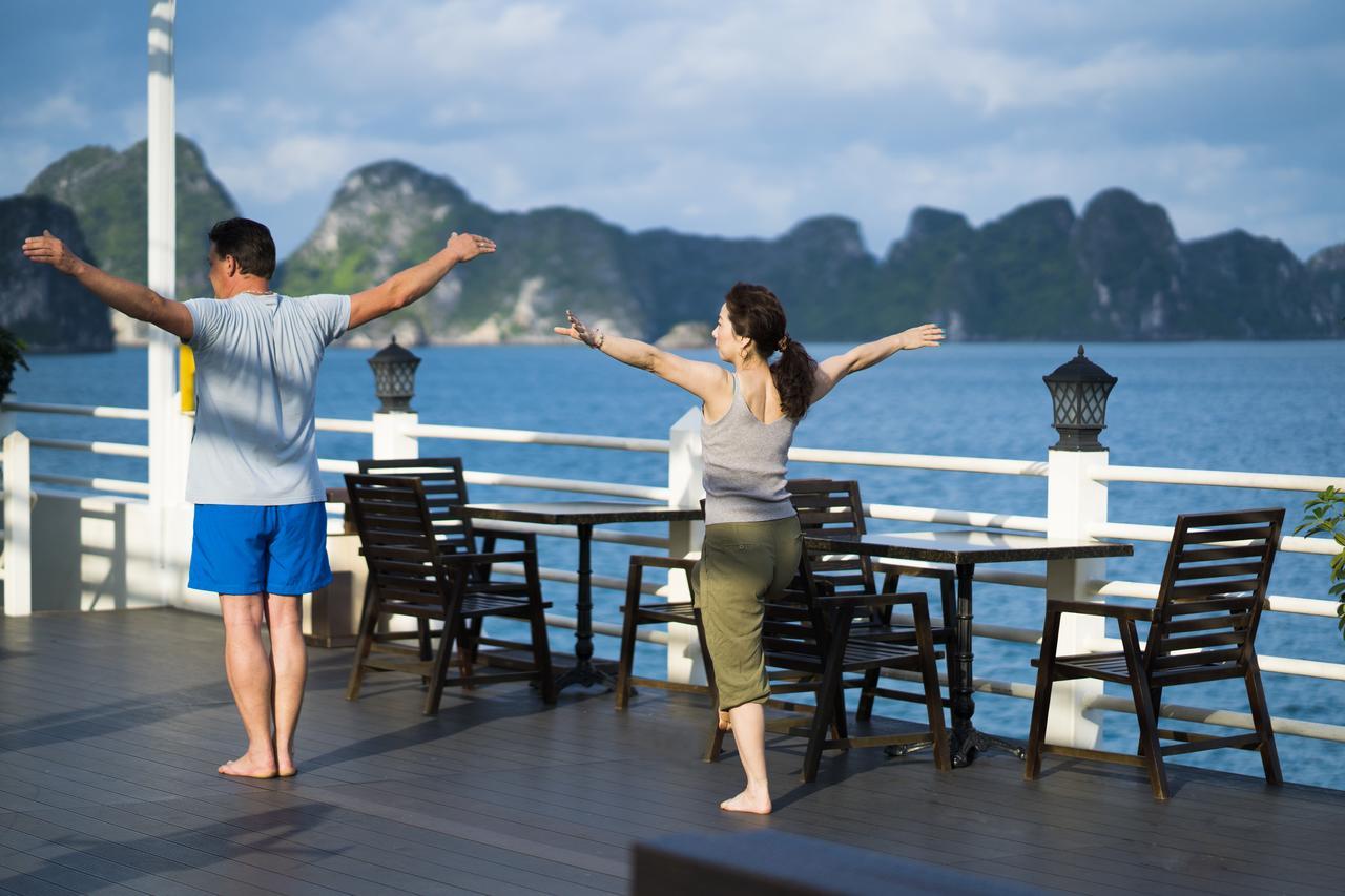 Athena Royal Cruise Hotel Ha Long Exterior foto